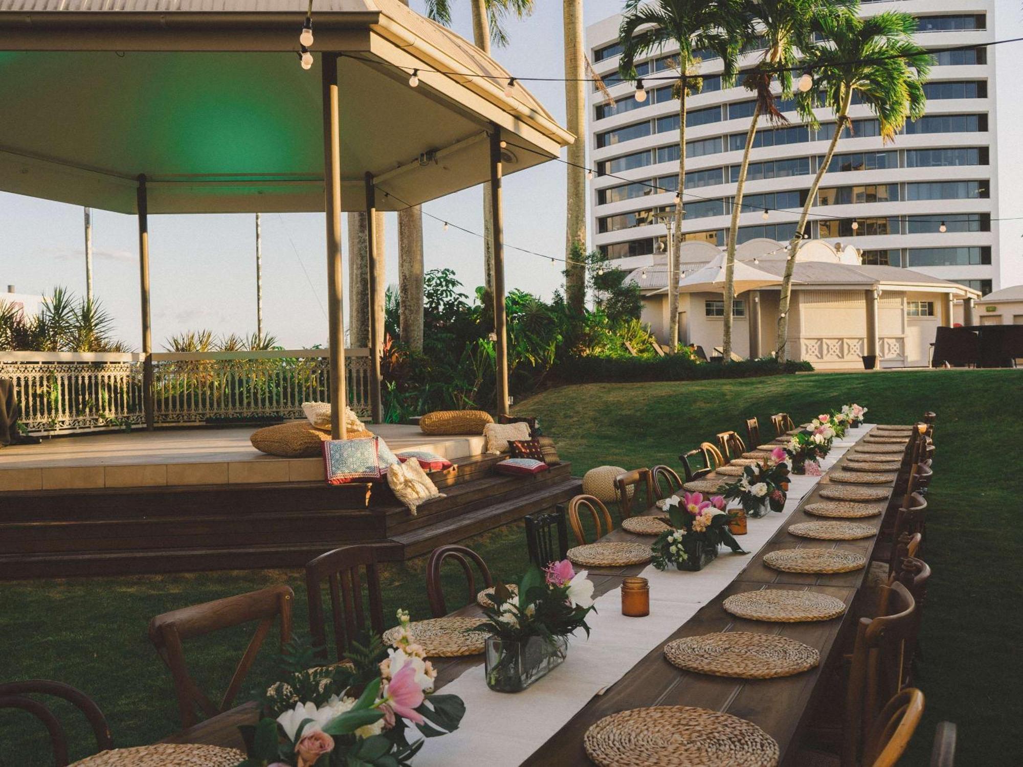 Pullman Cairns International Hotel Luaran gambar The Royal Garden